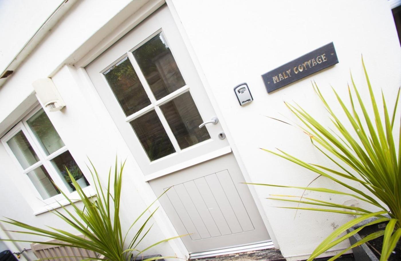 Malt Cottage Sleeps4-Patio-Petsok-Parking แพดสโตว์ ภายนอก รูปภาพ